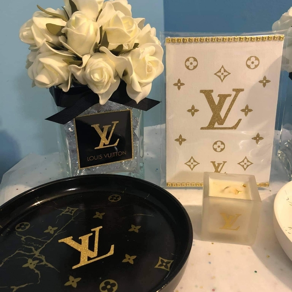 Meet your Posher, Jade - Picture 13 of 16